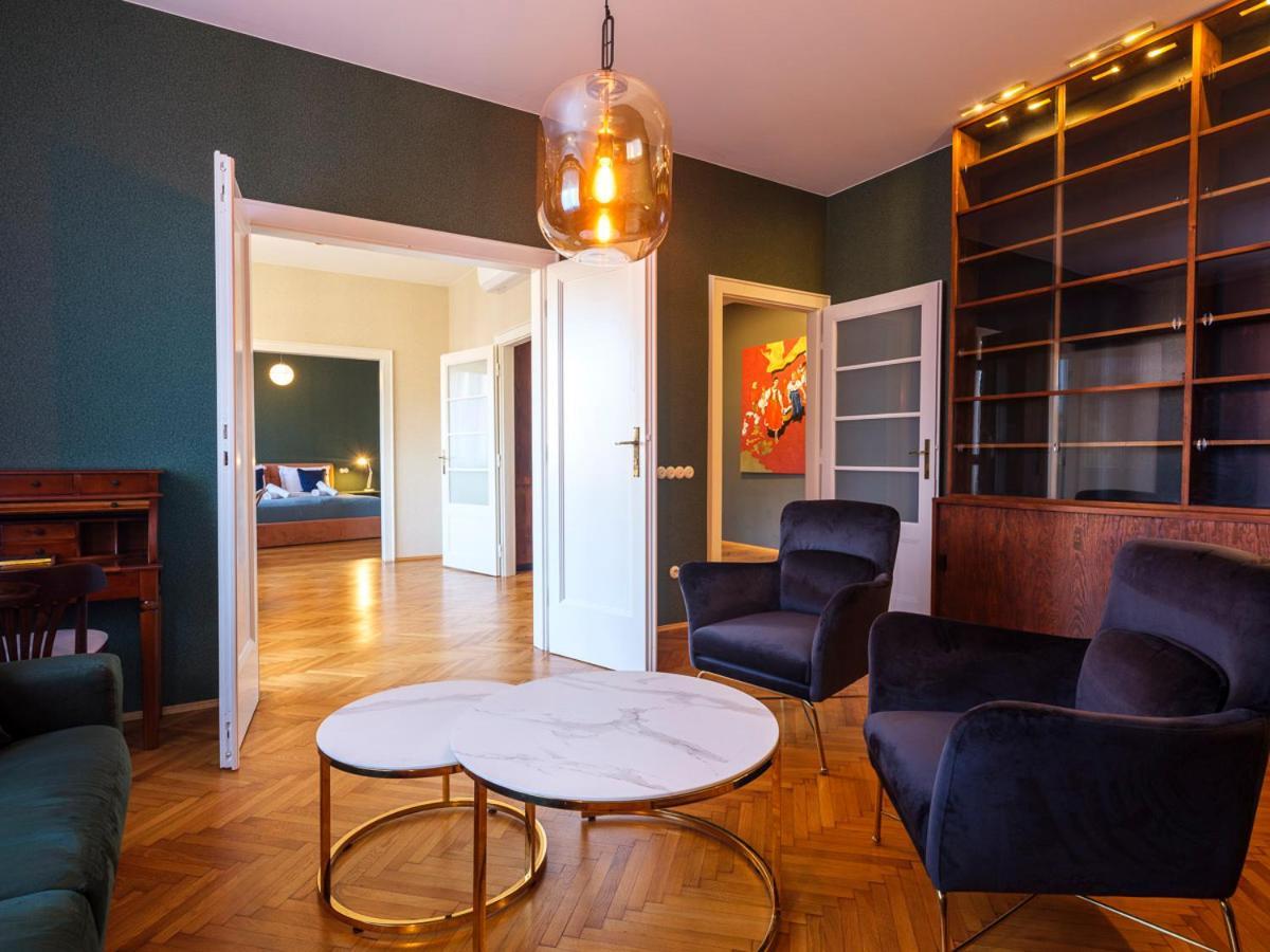 Tyzenhauz Grand Apartment Krakau